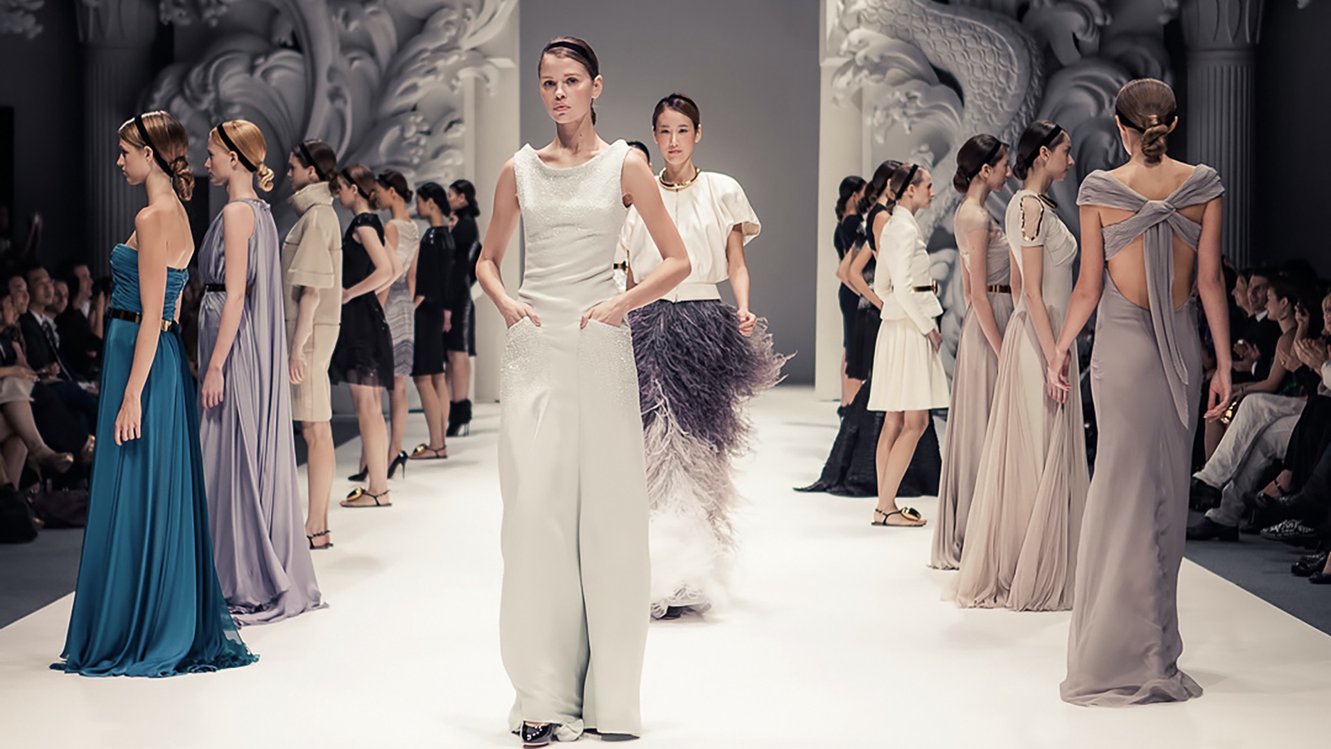 Shades in Harmony Ramadan 2026 Hadirkan Fashion Show Desainer