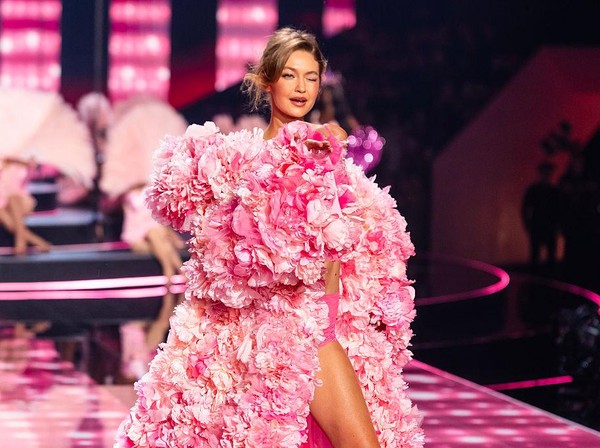 Victoria’s Secret Fashion Show Kembali, Supermodel Tampil